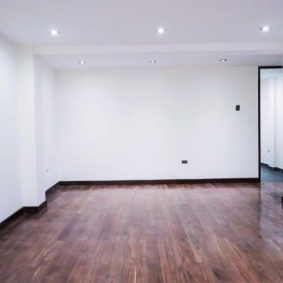 VENTA DE DEPARTAMENTO EN 1° PISO EN URB. SANTA VICTORIA